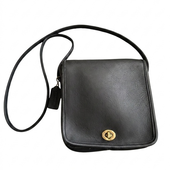 Coach Handbags - Vintage Coach Black Leather Crossbody Shoulder Bag 9620